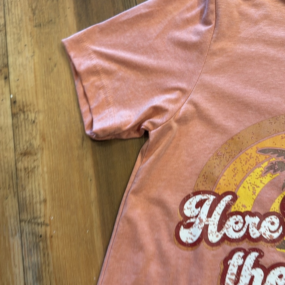 Retro T-Shirt - Picture 4 of 4